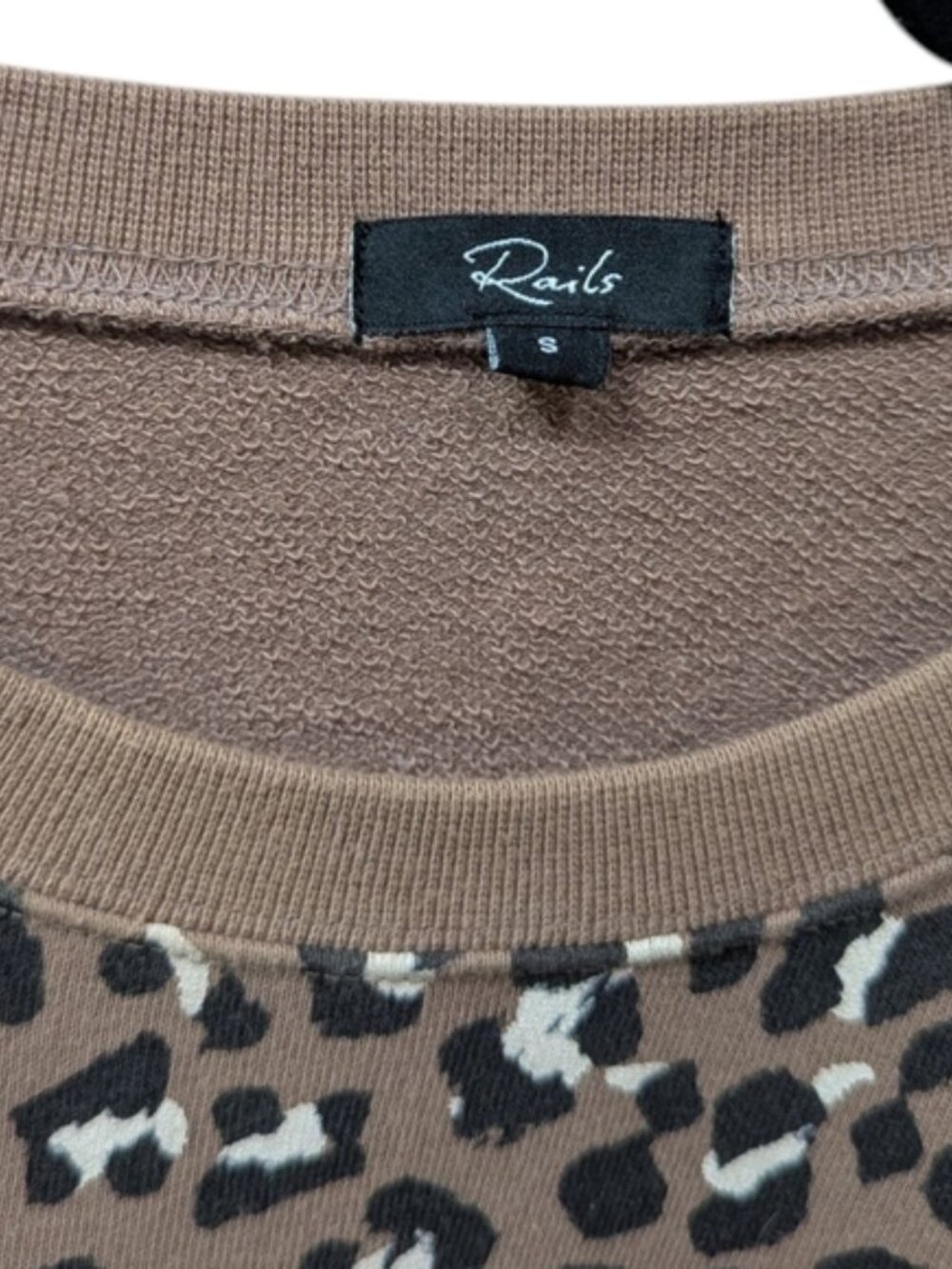 Rails Reeves Mountain Leopard Animal Print Raw Hem Sweatshirt (S) - Picture 3 of 10